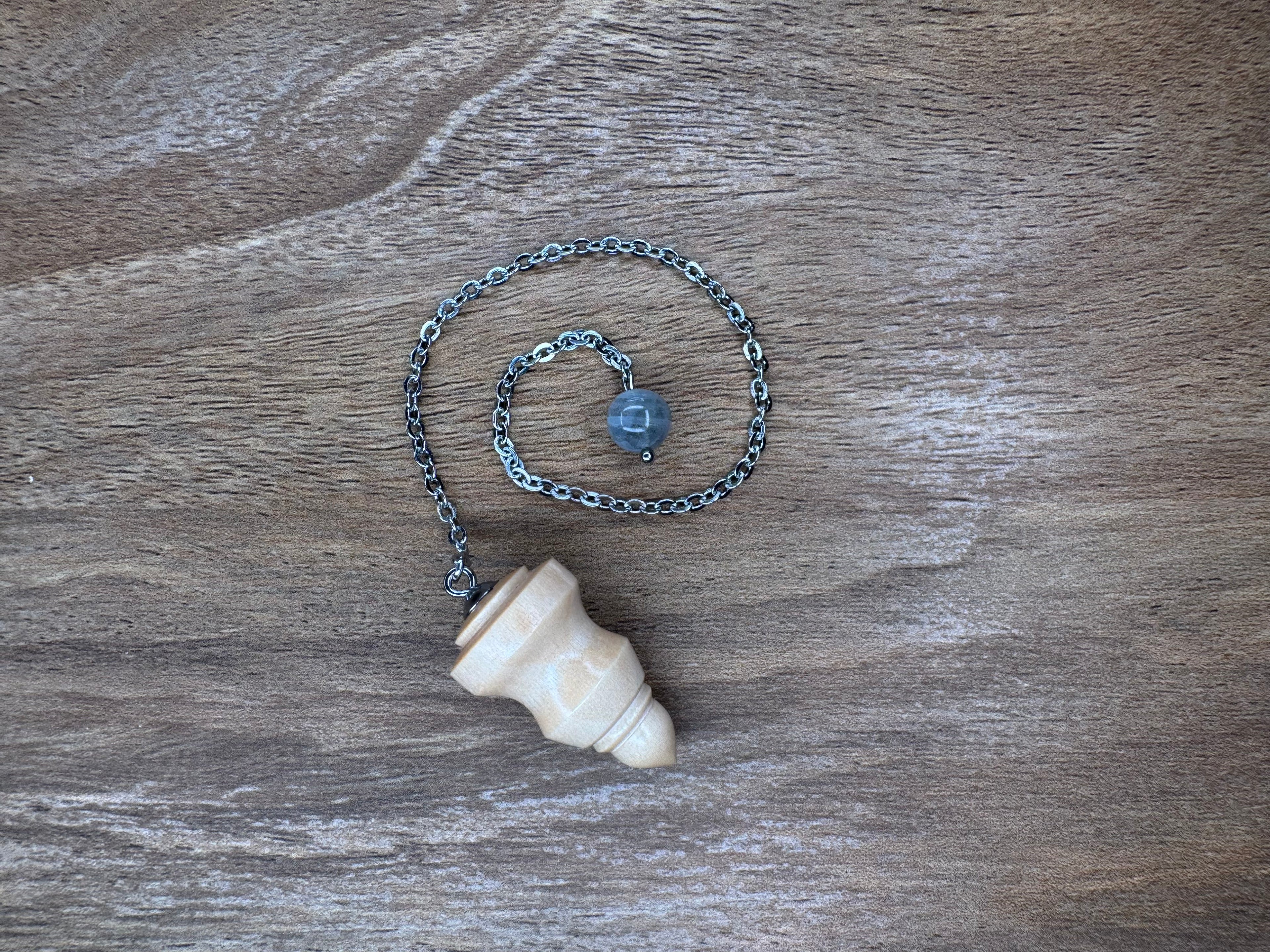 Aspen Pendulum with Labradorite