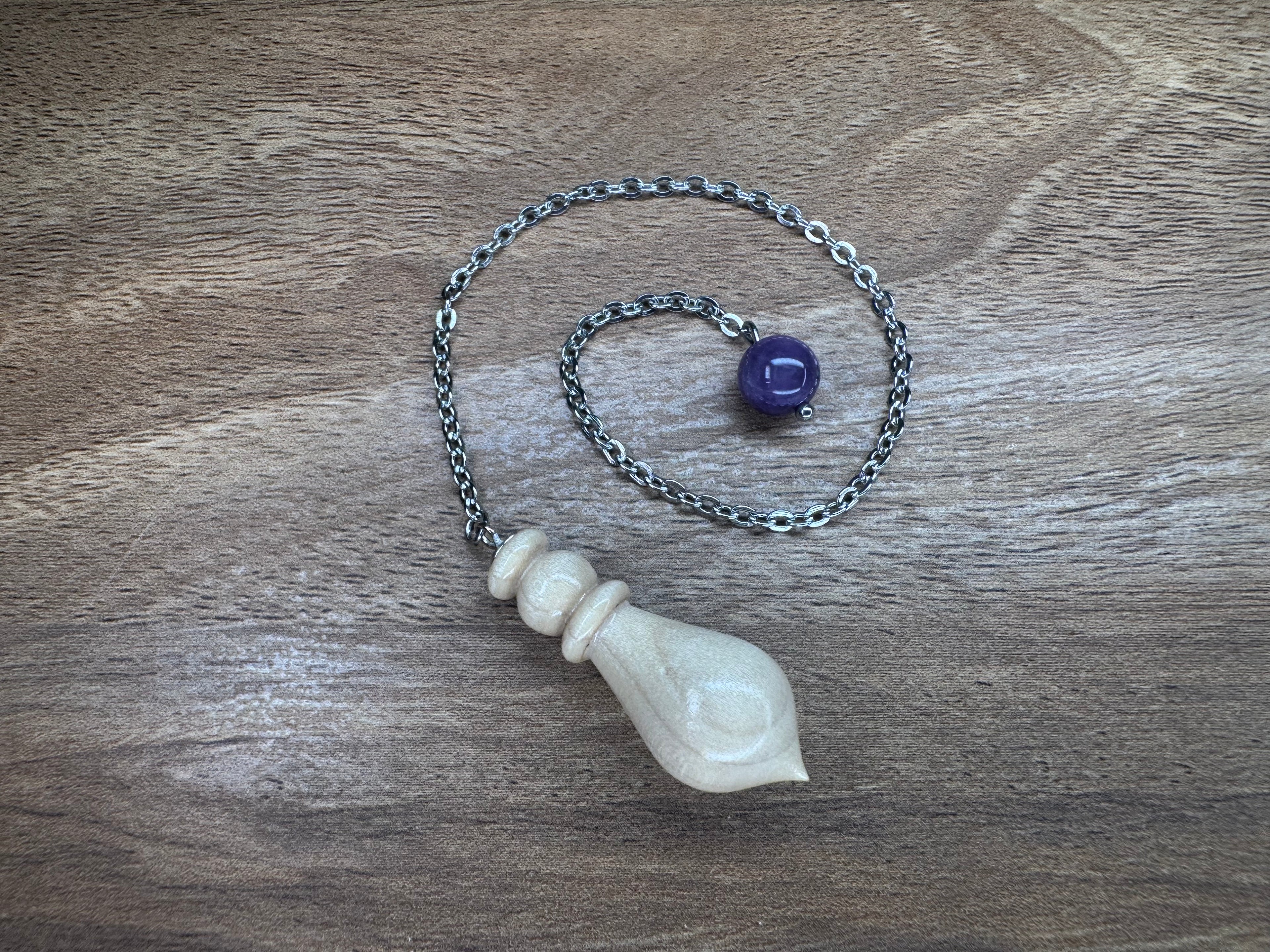 Poplar Pendulum with Amethyst