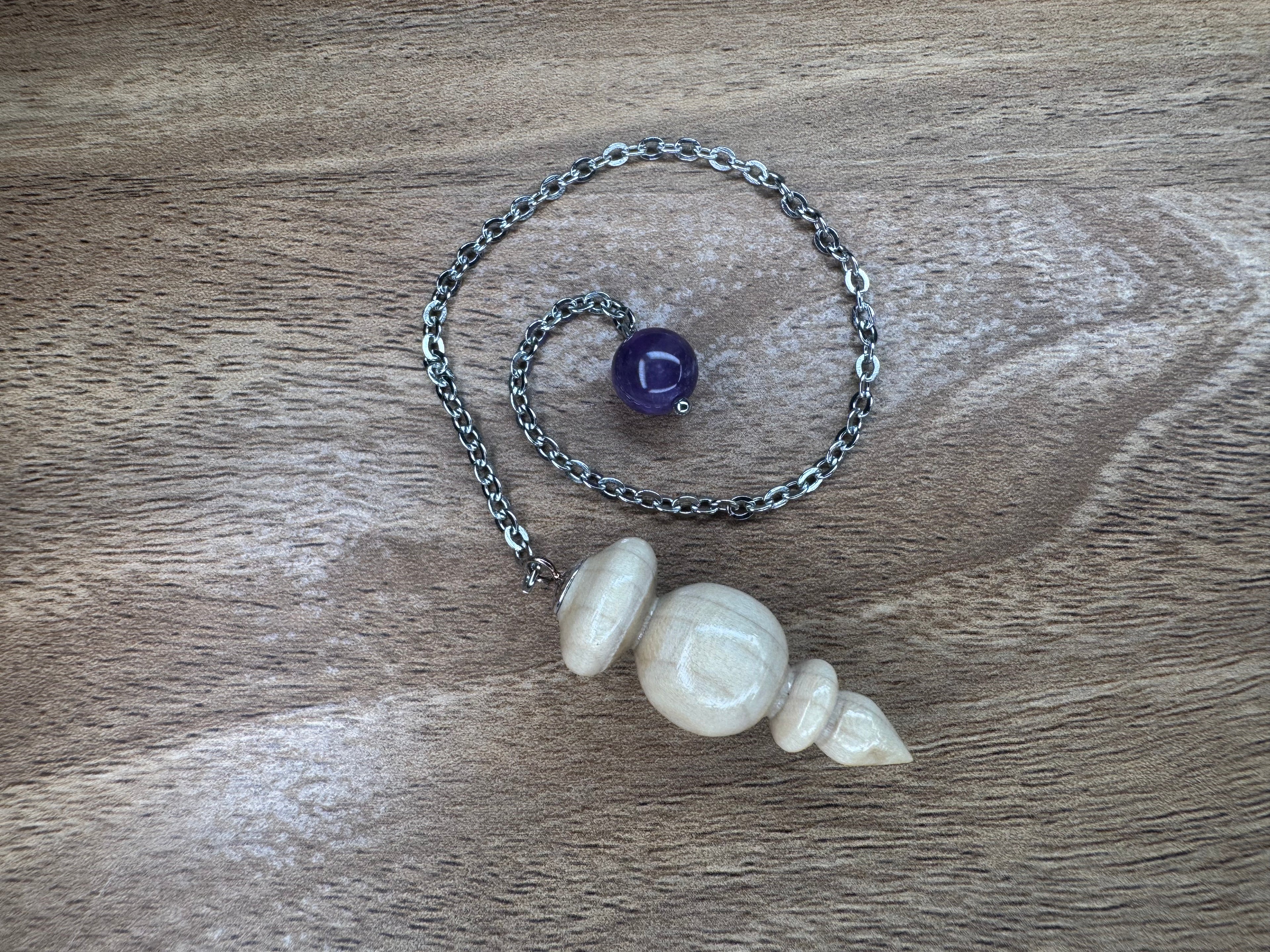 Poplar Pendulum with Amethyst